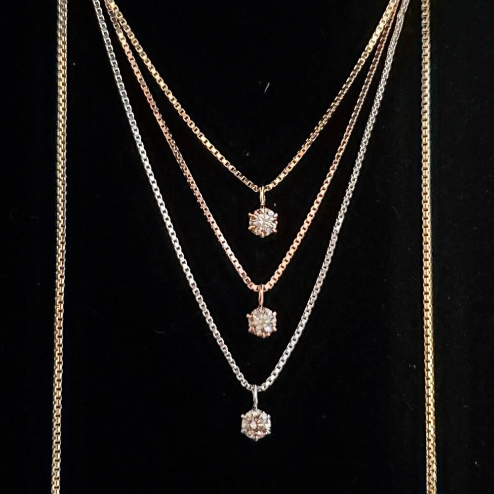 Tri-color Necklace,18K Yellow/White/Rose Gold 3.38